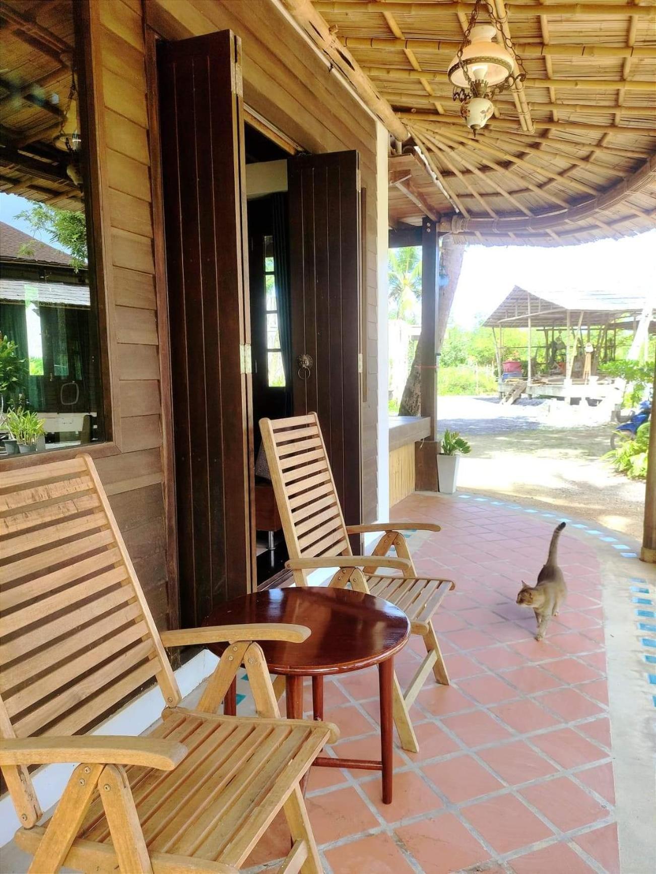 Relax House Lanta Old Town Hotel Ko Lanta Kültér fotó