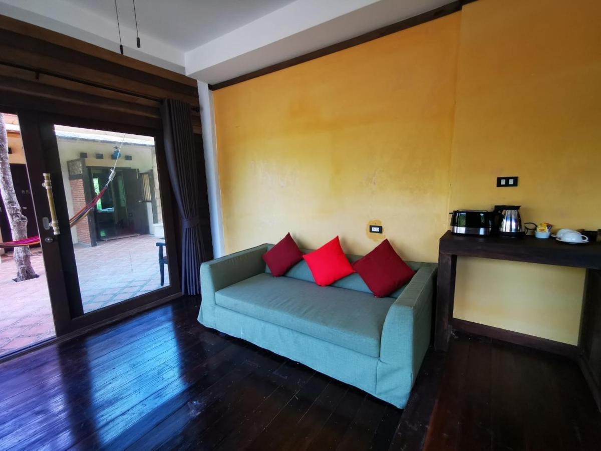 Relax House Lanta Old Town Hotel Ko Lanta Kültér fotó
